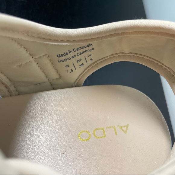 Aldo Wedge Heel Dad Sandal with Velcro - Picture 9 of 12